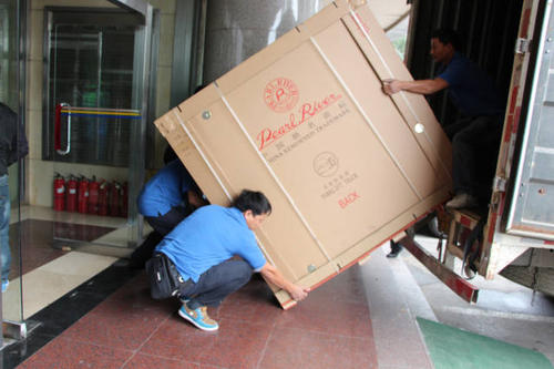 矿区钢琴贵重工艺品无忧运